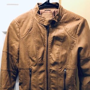 TAN FAUX LEATHER SHORT JACKET